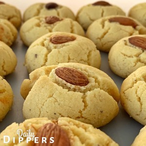 DAILY DIPPERS NAAN KHATAI